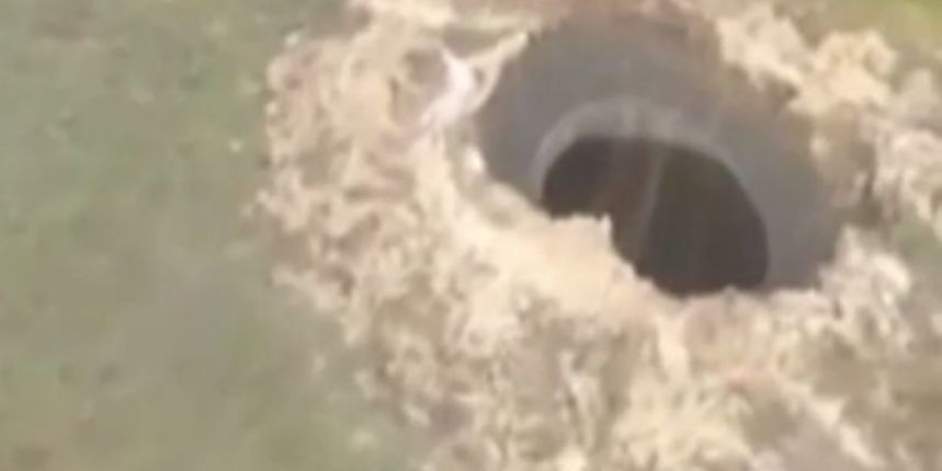 Krater, Foto:Screenshot: YouTube Krater, Foto:Screenshot: YouTube