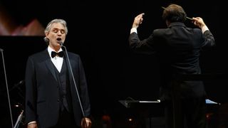 Zagreb – U multiifunkcionalnoj dvorani Arene talijanskoi tenor Andrea Bocelli odrzao je koncert. Photo: Davor Visnjic/PIXSELL Zagreb – U multiifunkcionalnoj dvorani Arene talijanskoi tenor Andrea Bocelli odrzao je koncert. Photo: Davor Visnjic/PIXSELL
