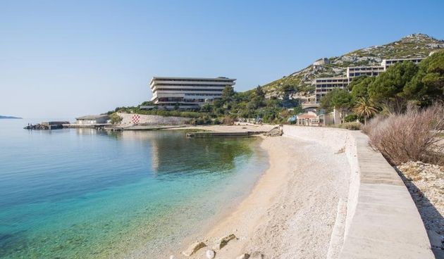 15.03.2014., Kupari, Zupa dubrovacka – Braniteljska udruga Mir dala je ponudu za kupnju bivseg vojno turistickog kompleksa Kupari. Photo: Grgo Jelavic/PIXSELL