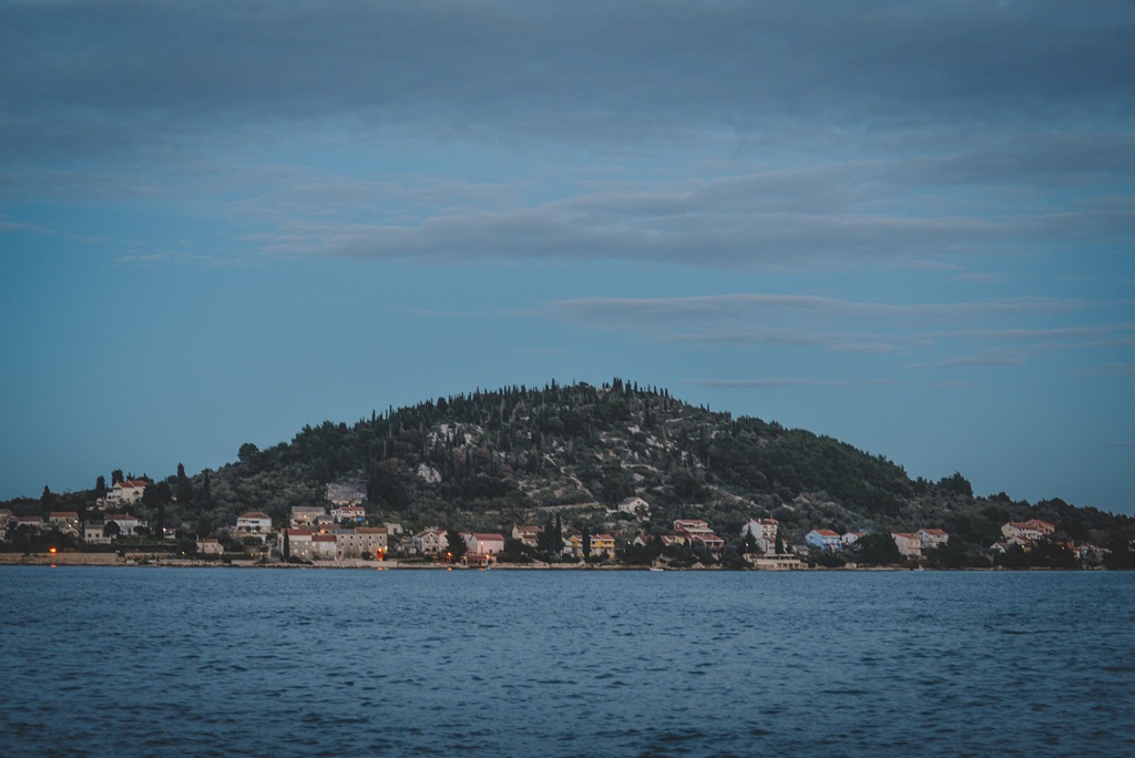 Đir po Sutomišćici Đir po Sutomišćici