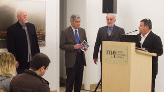 U Muzeju antičkog stakla otvorena je izložba fotografija ”Rota palagruzona” autora Ive Pervana i predavanje ”Falkuša – od Palagruže do Atlantika” profesora Joška Božanića, foto: Leo Banić U Muzeju antičkog stakla otvorena je izložba fotografija ”Rota palagruzona” autora Ive Pervana i predavanje ”Falkuša – od Palagruže do Atlantika” profesora Joška Božanića, foto: Leo Banić