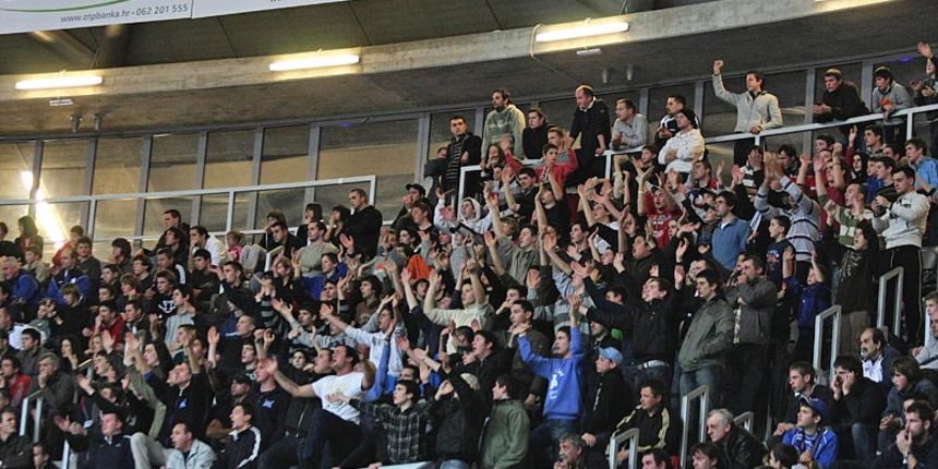 NK Zadar – NK Dinamo (foto: Marin Gospić) NK Zadar – NK Dinamo (foto: Marin Gospić)