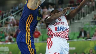 Arena Stozice, Ljubljana, Slovenija – Europsko prvenstvo u kosarci Eurobasket Slovenija 2013., cetvrtfinale, Hrvatska – Ukrajina. Krunoslav Simon. Photo: Igor Kralj/PIXSELL Arena Stozice, Ljubljana, Slovenija – Europsko prvenstvo u kosarci Eurobasket Slovenija 2013., cetvrtfinale, Hrvatska – Ukrajina. Krunoslav Simon. Photo: Igor Kralj/PIXSELL