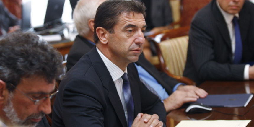 Zagreb, 100909. Vlada. Banski dvori. Redovita sjednica Vlade. Na slici:  Darko Milinovic ministar zdravstva. Foto: Goran Mehkek / CROPIX