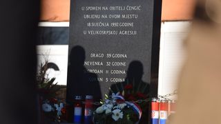 Ervenik: Obilježena 26. godišnjica stradanja obitelji Čengić