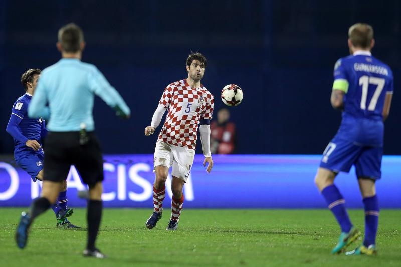 Image 379833 (auto) Image 379833 (auto)