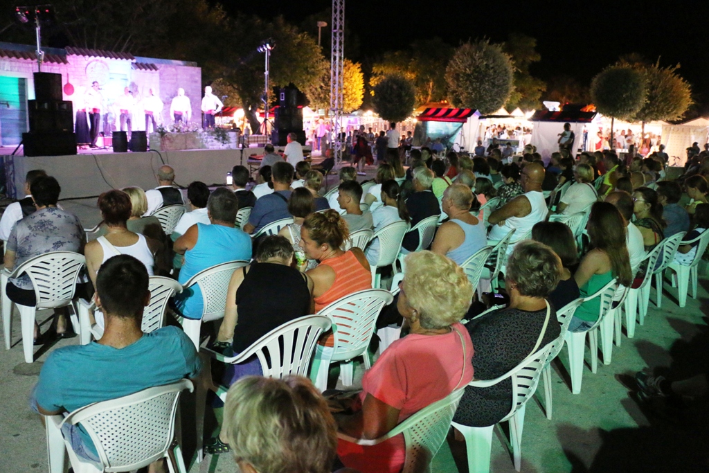 Osam klapa nastupilo na klapskoj manifestaciji “Virska terca” Osam klapa nastupilo na klapskoj manifestaciji “Virska terca”