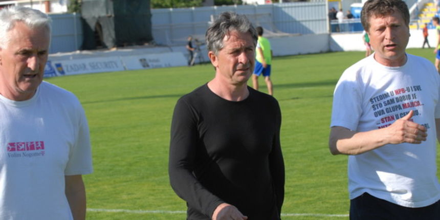 Zadar, 100509.
Stadion u Stanovima.
Susret 30. kola Prve HNL, Zadar – Cibalia.
Na fotografiji trener Cibalije Stanko Mrsic.
Foto: Andrija Lucic / CROPIX Zadar, 100509.
Stadion u Stanovima.
Susret 30. kola Prve HNL, Zadar – Cibalia.
Na fotografiji trener Cibalije Stanko Mrsic.
Foto: Andrija Lucic / CROPIX