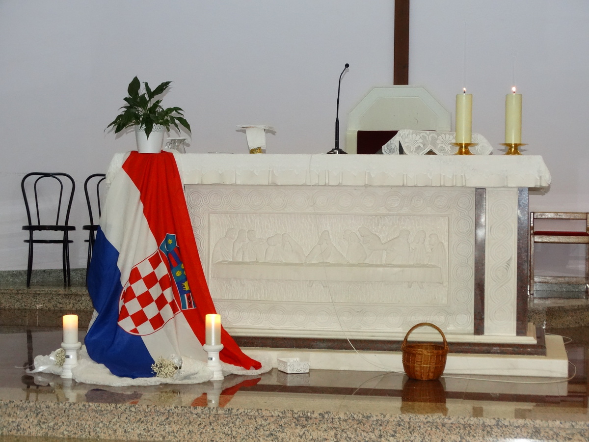 Molitvena hodnja “Koracima nade u istinu”, tradicija koja ne blijedi Molitvena hodnja “Koracima nade u istinu”, tradicija koja ne blijedi