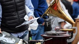 Zagreb: Sajam antikviteta na Britanskom trgu