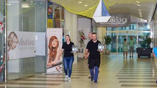 Tomislav Bralić i klapa Intrade na rođendanskoj proslavi Bure centra Tomislav Bralić i klapa Intrade na rođendanskoj proslavi Bure centra