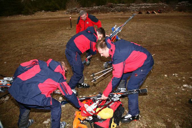 HGSS pred odlazak na vrh Velebita | Autor: Zoran Erceg