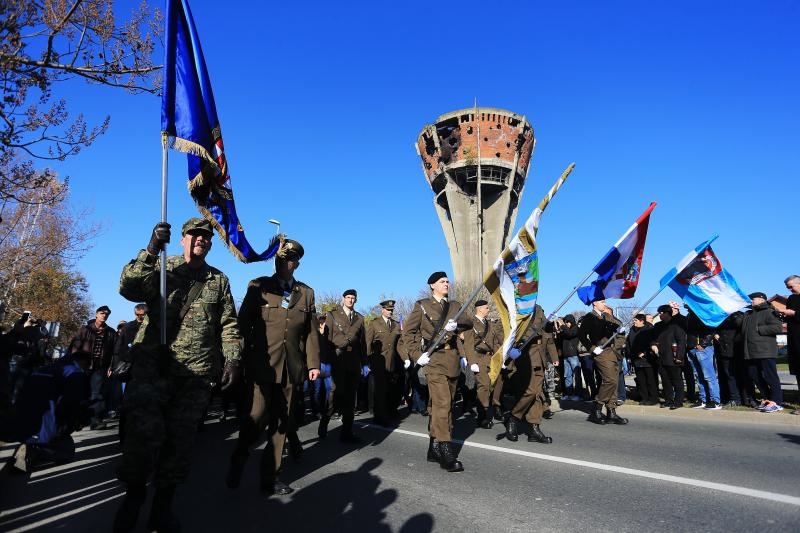 Image 380803 (auto) Image 380803 (auto)