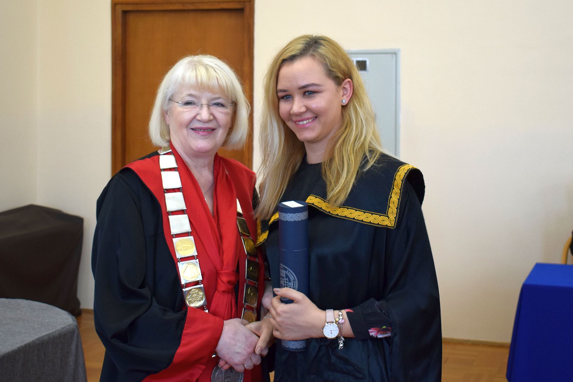 Na Sveučilištu u Zadru promovirano 160 magistrica i magistara Na Sveučilištu u Zadru promovirano 160 magistrica i magistara