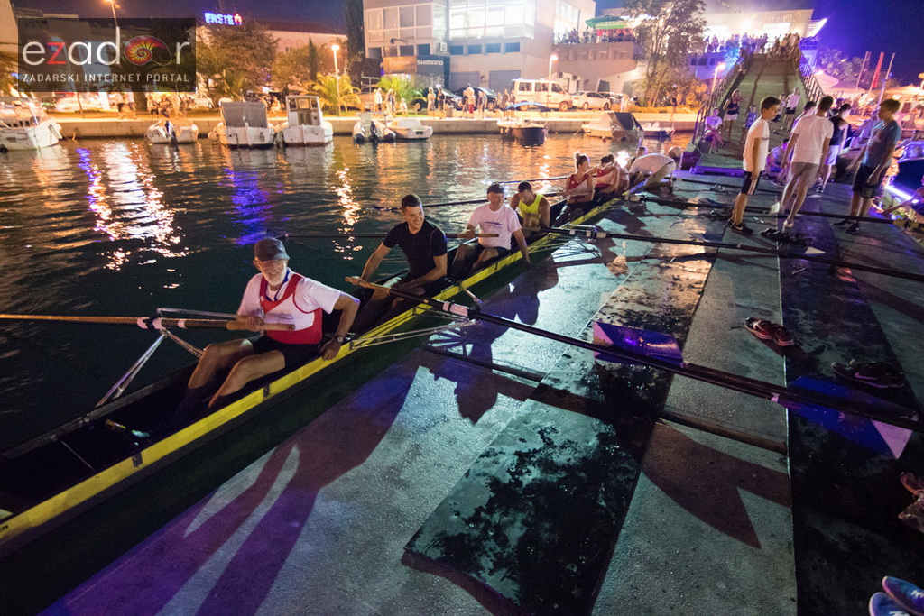 6. “Jadranov veslački dvoboj” osmeraca u uvali Jazine 6. “Jadranov veslački dvoboj” osmeraca u uvali Jazine