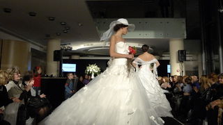 Split, 190210.
U hotelu Le Meridien Lav odrzava se Sajam vjencanja gdje je uprilicena modna revija izlagaca. 
Na slici : vjencanica Nikolina.
Foto : Jadran Babic / CROPIX