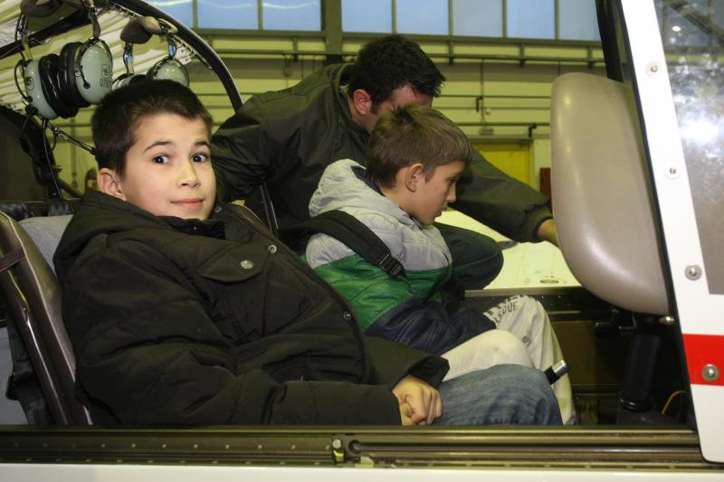 Noć otvorenih vrata u zrakoplovnoj bazi Zemunik, Foto: Dino Stanin/PIXSELL Noć otvorenih vrata u zrakoplovnoj bazi Zemunik, Foto: Dino Stanin/PIXSELL