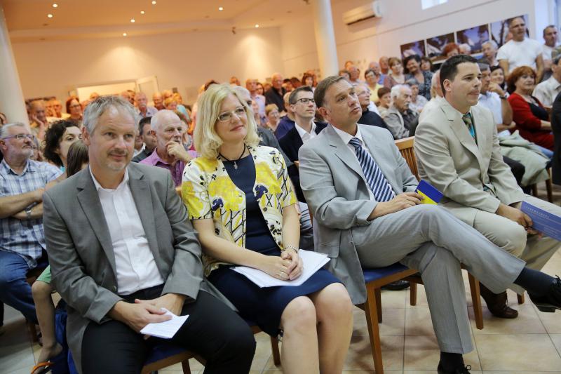 15.07.2013., Otok Ugljan, Preko – Umjetnicki projekt “Promjena svjetla – sjecanje na otok” odrzan je u mjestu Preko na otoku Ugljanu. Photo: Filip Brala/PIXSELL