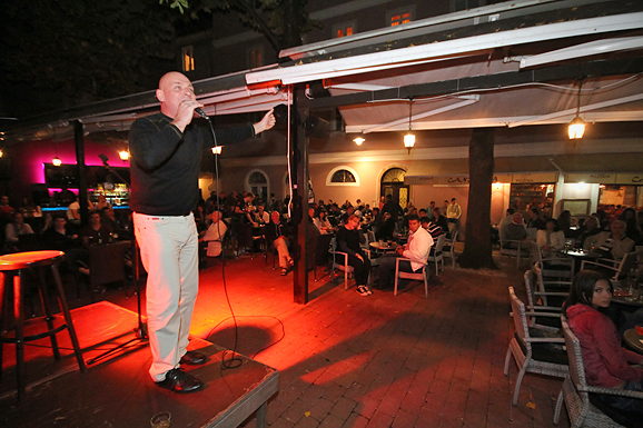 Varoš: Humanitarni koncert “Večer Zadrana” (foto:Saša Čuka) Varoš: Humanitarni koncert “Večer Zadrana” (foto:Saša Čuka)
