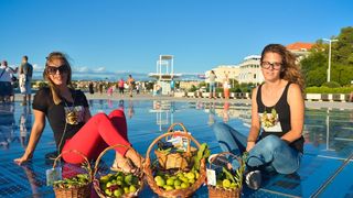 Festival smokava na Pozdravu suncu Festival smokava na Pozdravu suncu