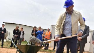 Biograd na Moru: Postavljen kamen temeljac za zabavni park Mirnovec. Foto: Dino Stanin/PIXSELL Biograd na Moru: Postavljen kamen temeljac za zabavni park Mirnovec. Foto: Dino Stanin/PIXSELL