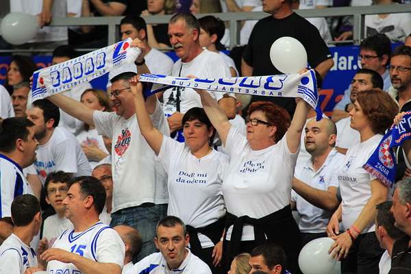 Finale doigravanja, 2. utakmica: KK Zadar – KK Cibona 76-92