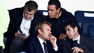 Varazdin, 121010.
Gradski stadion Varazdin.
Kvalifikacijska utakmica za EP U 21 u Danskoj 2011.
Hrvatska – Sapnjolska.
Na fotografiji: Davor Suker, Robert Prosinecki i Fernando Hiero.
Foto: Ronald Gorsic / CROPIX Varazdin, 121010.
Gradski stadion Varazdin.
Kvalifikacijska utakmica za EP U 21 u Danskoj 2011.
Hrvatska – Sapnjolska.
Na fotografiji: Davor Suker, Robert Prosinecki i Fernando Hiero.
Foto: Ronald Gorsic / CROPIX