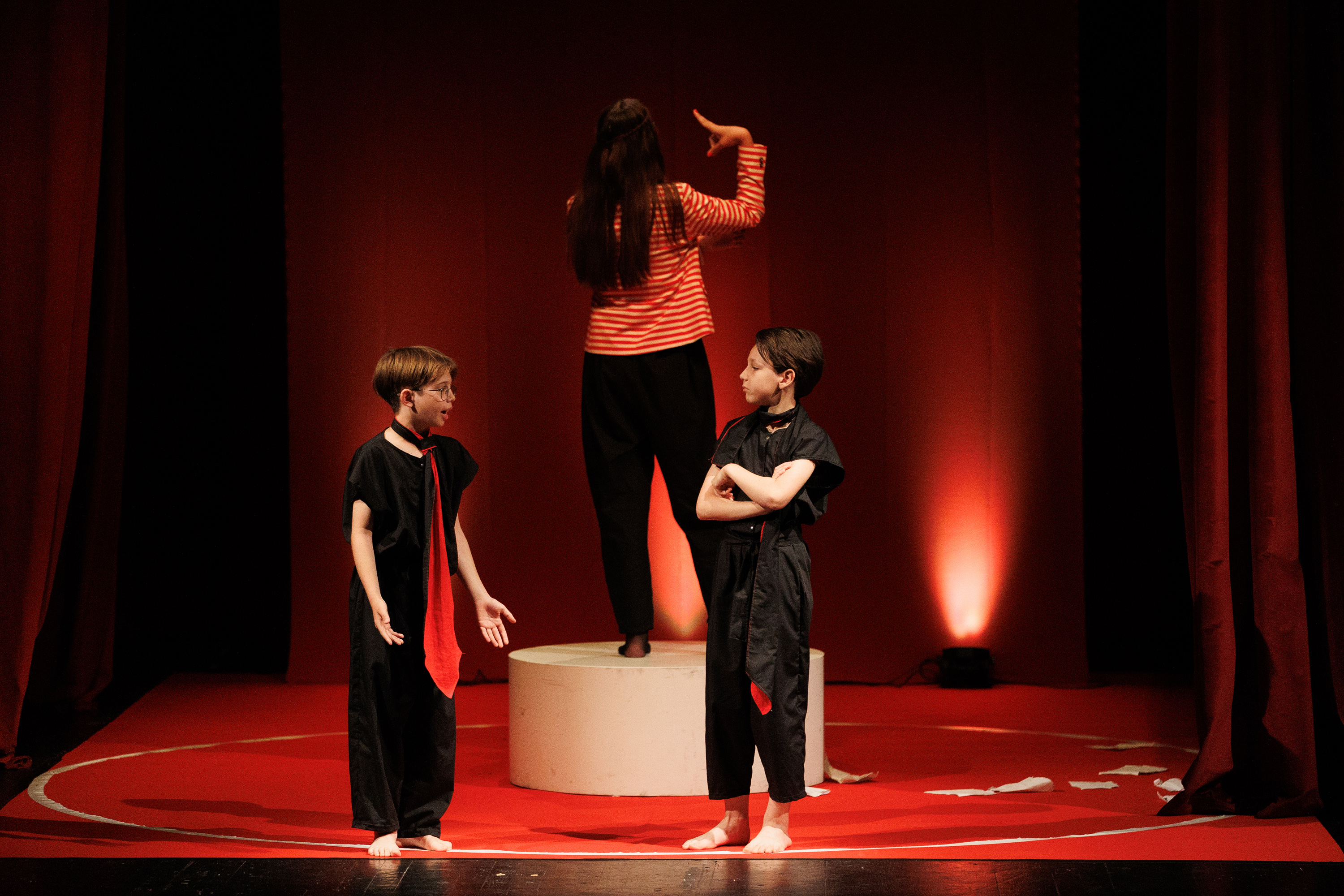 Igrajmo se: Zabranjeno mlađima od 15 strana A