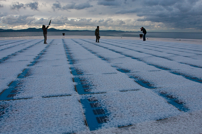 Pozdrav suncu prekriven ledenim pokrivacem 26. studenog 2010, Foto: Leo Banic
