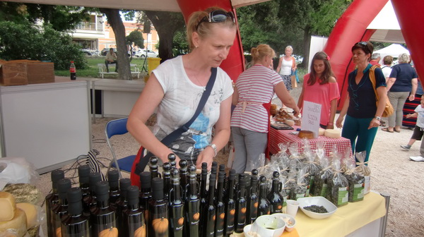 “Kupujmo Hrvatsko” 24. lipnja na Rivi “Kupujmo Hrvatsko” 24. lipnja na Rivi