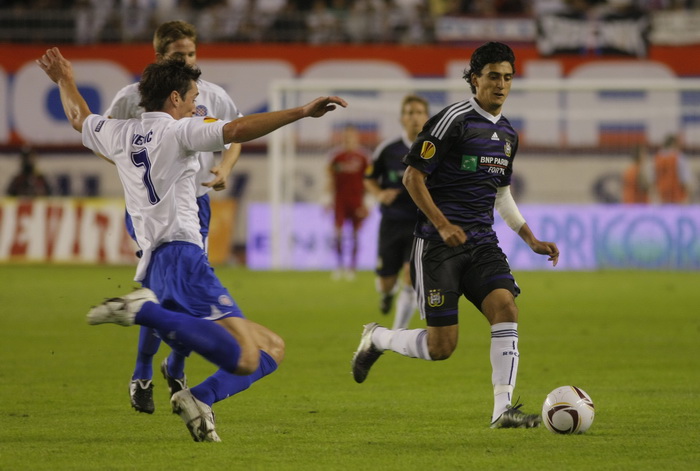 Split, 300910.
Stadion Poljud.
Nogometna utakmica drugog kola Europske lige,
Hajduk – Anderlecht.
Foto: Duje Klaric / CROPIX Split, 300910.
Stadion Poljud.
Nogometna utakmica drugog kola Europske lige,
Hajduk – Anderlecht.
Foto: Duje Klaric / CROPIX