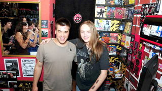 Finalisti HTZ-a Duje i Vilibald u Dallas Music Shopu, Foto: Ivan Dilber