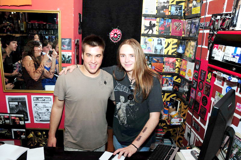 Finalisti HTZ-a Duje i Vilibald u Dallas Music Shopu, Foto: Ivan Dilber