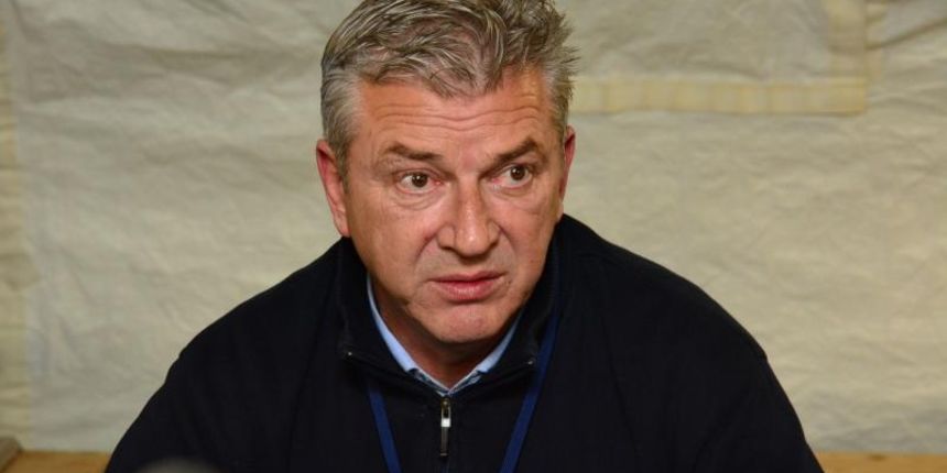 Slavonski Brod – Potpredsjednik Vlade RH i ministar unutarnjih poslova Ranko Ostojic odrzao je konferenciju za medije u Zimskom prihvatno-tranzitnmom centru za migrante. Photo: Ivica Galovic/ PIXSELL