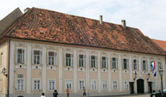 Banski dvori (vrlo mala fotka)