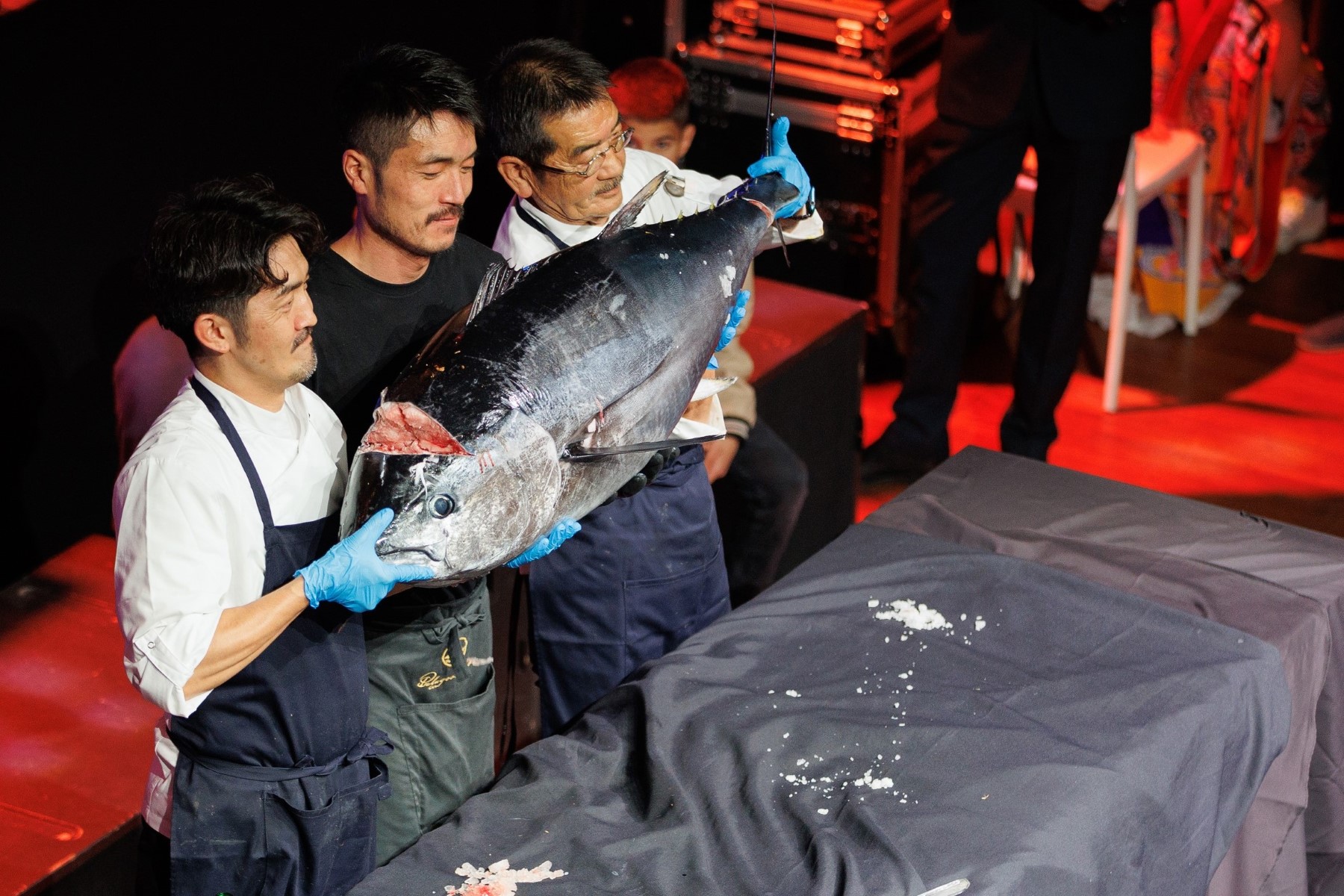 Gala večera japanskih i hrvatskih kuhara napunila Arsenal do posljednjeg mjesta Gala večera japanskih i hrvatskih kuhara napunila Arsenal do posljednjeg mjesta