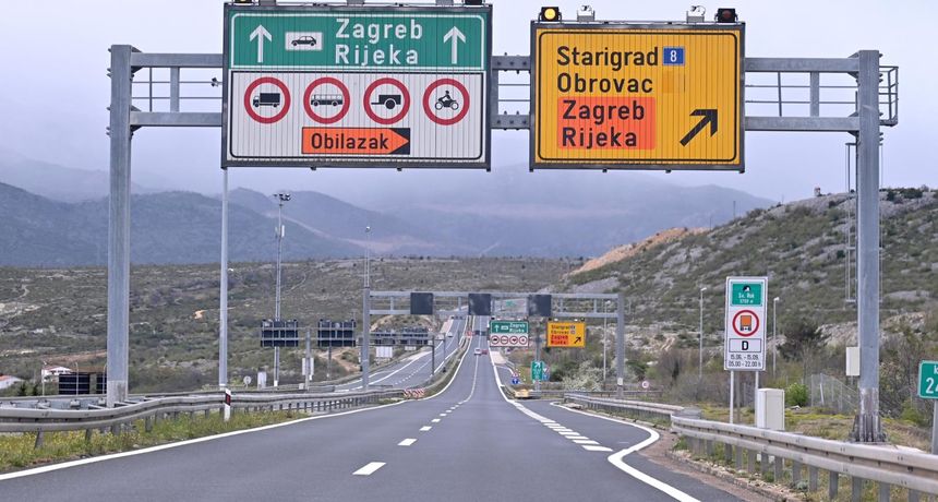 Na autocesti A1 otežan promet zbog snijega i olujne bure Na autocesti A1 otežan promet zbog snijega i olujne bure