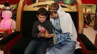 Sv. Luce razveselila mališane u Supernova centru, Foto: Iva Perinčić Sv. Luce razveselila mališane u Supernova centru, Foto: Iva Perinčić