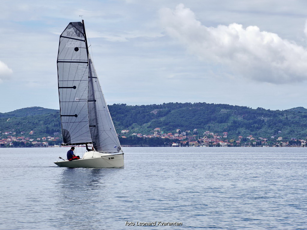 Image 441235 (auto) Image 441235 (auto)