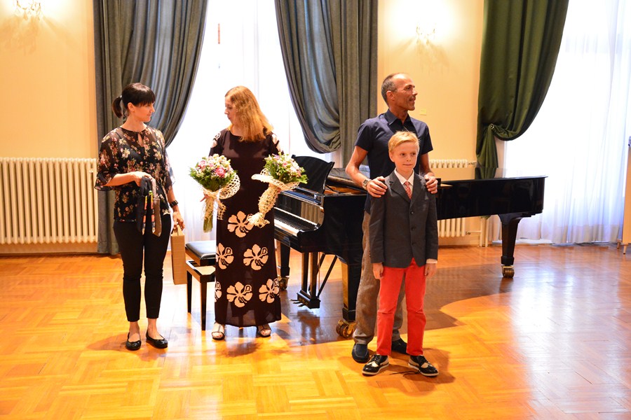 Godišnji koncert GŠ sv. Benedikta Godišnji koncert GŠ sv. Benedikta