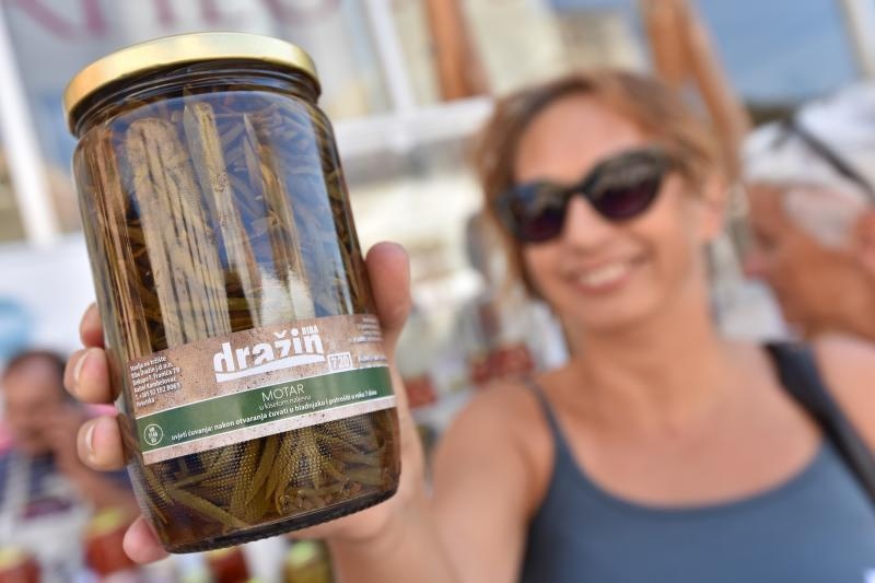 Sajam “Proizvodi hrvatskog sela” na zadarskom Forumu. Foto: Dino Stanin/PIXSELL