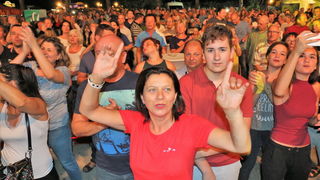 Jasmin Stavros na Viru