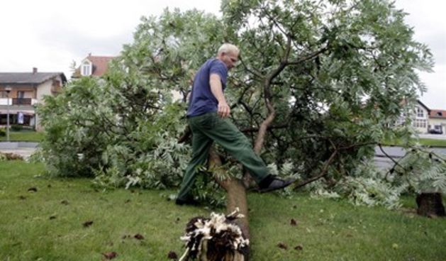 Nevrijeme u Međimurju (Foto: Željko Hajdinjak/CROPIX)