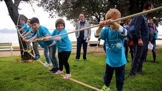 Sportska manifestacija za djecu “1000 koraka kroz 1000 ulica” SŠ “Loptica” Sportska manifestacija za djecu “1000 koraka kroz 1000 ulica” SŠ “Loptica”