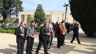 Dan županije: Polaganje vijenaca na Gradskom groblju Zadar Dan županije: Polaganje vijenaca na Gradskom groblju Zadar