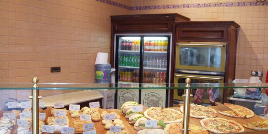 Pizza cut, fast foo, foto: www.finapapica.hr Pizza cut, fast foo, foto: www.finapapica.hr