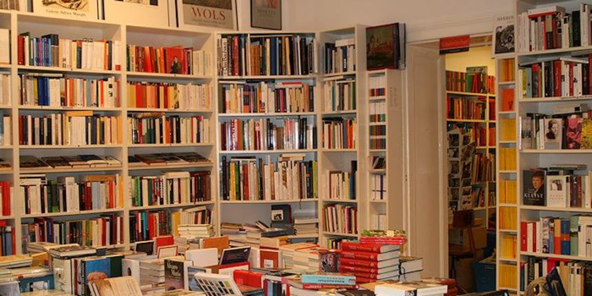 Knjižara, knjige, udžbenici, foto: www.ematulji.info Knjižara, knjige, udžbenici, foto: www.ematulji.info