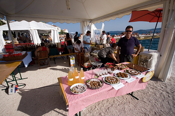 ‘Proizvodi hrvatskog sela – ZADAR 2011.’ (foto:Saša Čuka)