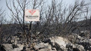 Pristeg: Nakon što je lokaliziran požar, na teren su izašle ekipe koje saniraju štetu na elektro mreži Pristeg: Nakon što je lokaliziran požar, na teren su izašle ekipe koje saniraju štetu na elektro mreži