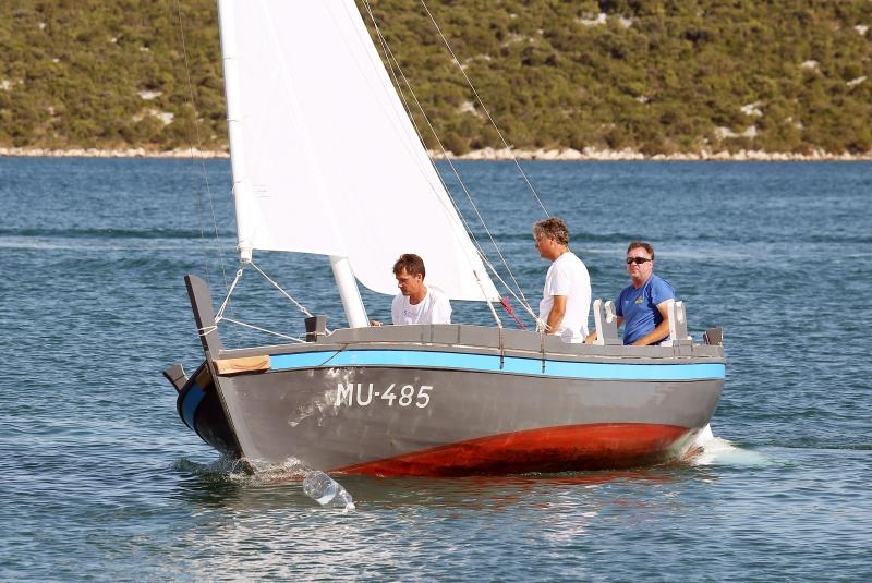 Betina: Regata na latinsko idro “Za dušu i tilo”. Photo: Duško Jaramaz/PIXSELL